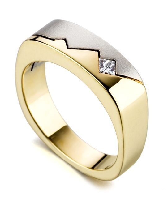 Zigzag Two-Tone Diamond Ring