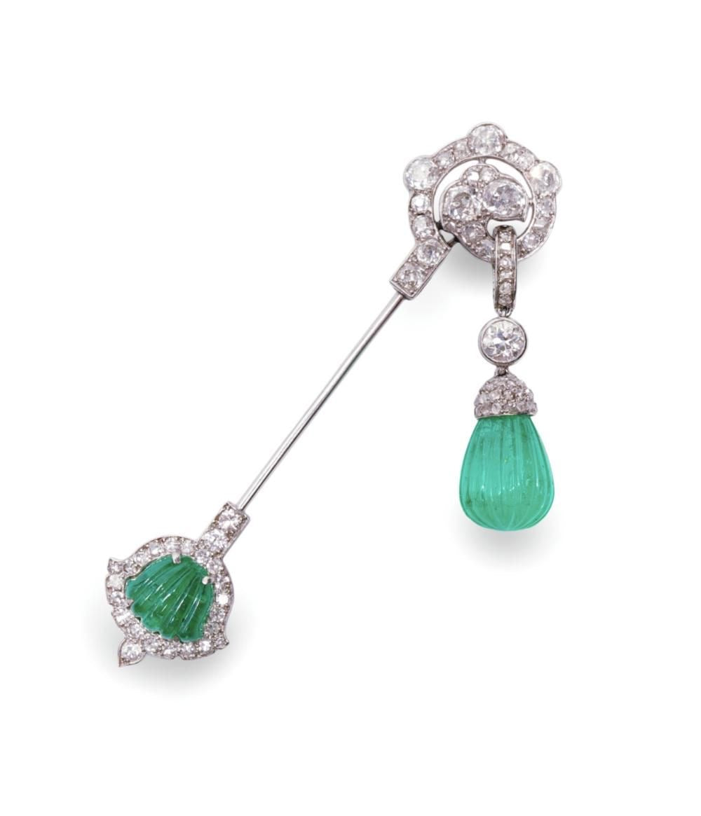 Emerald Drop Carving Stick Pin