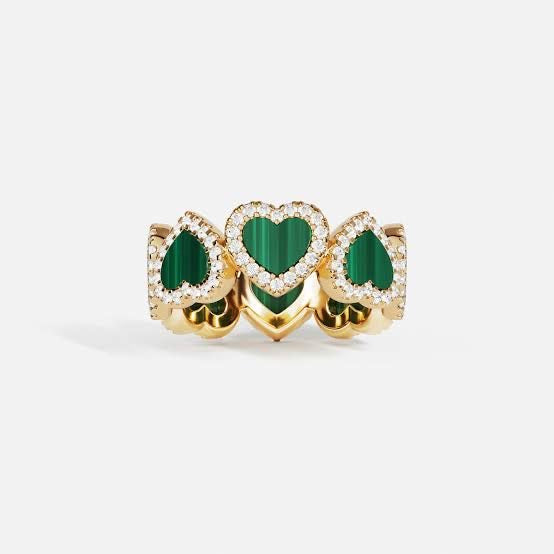 Regal Emerald Hearts Band Ring
