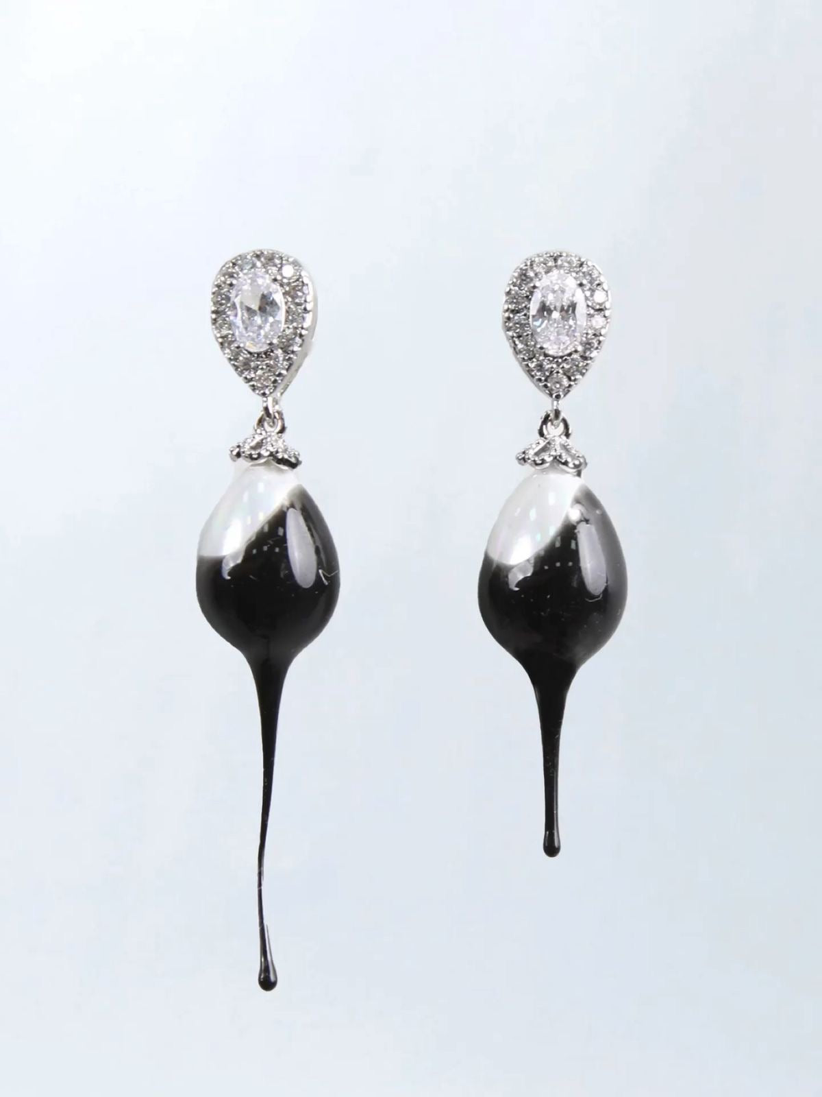 Ink Drop Diamond Earring